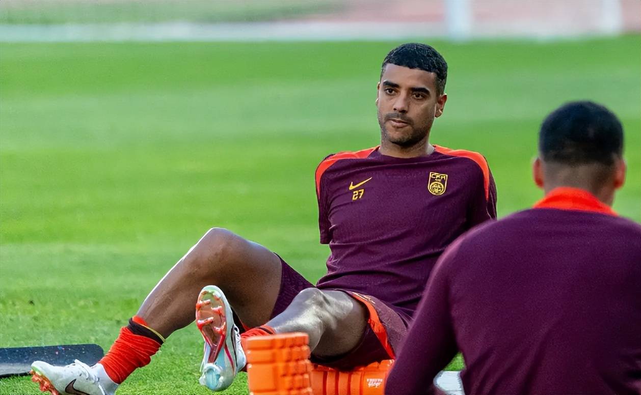 包含关键战亚特兰大完成体检：足总杯节点到来，值得警惕，年轻球员获得机会的词条-爱游戏注册